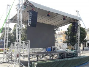 Noleggio tettoie palchi e coperture a Padova - Viola Production Srl