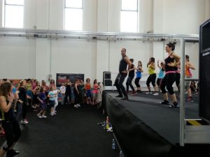 Zumba: palco e impianto audio - service audio, luci e video per eventi - Padova