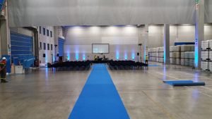 Allestimento per festa anniversario aziendale - service audio, luci e video per eventi - Padova