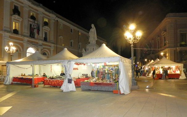 Mercatini Natale Padova.Gazebo Per Mercatini Di Natale Service Audio Luci E Video Per Eventi Padova Violaproduction Com